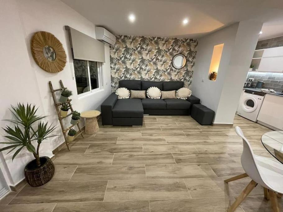 Waterfront 3 Bed Apartment, 90M From The Beach Platja de Larenal エクステリア 写真